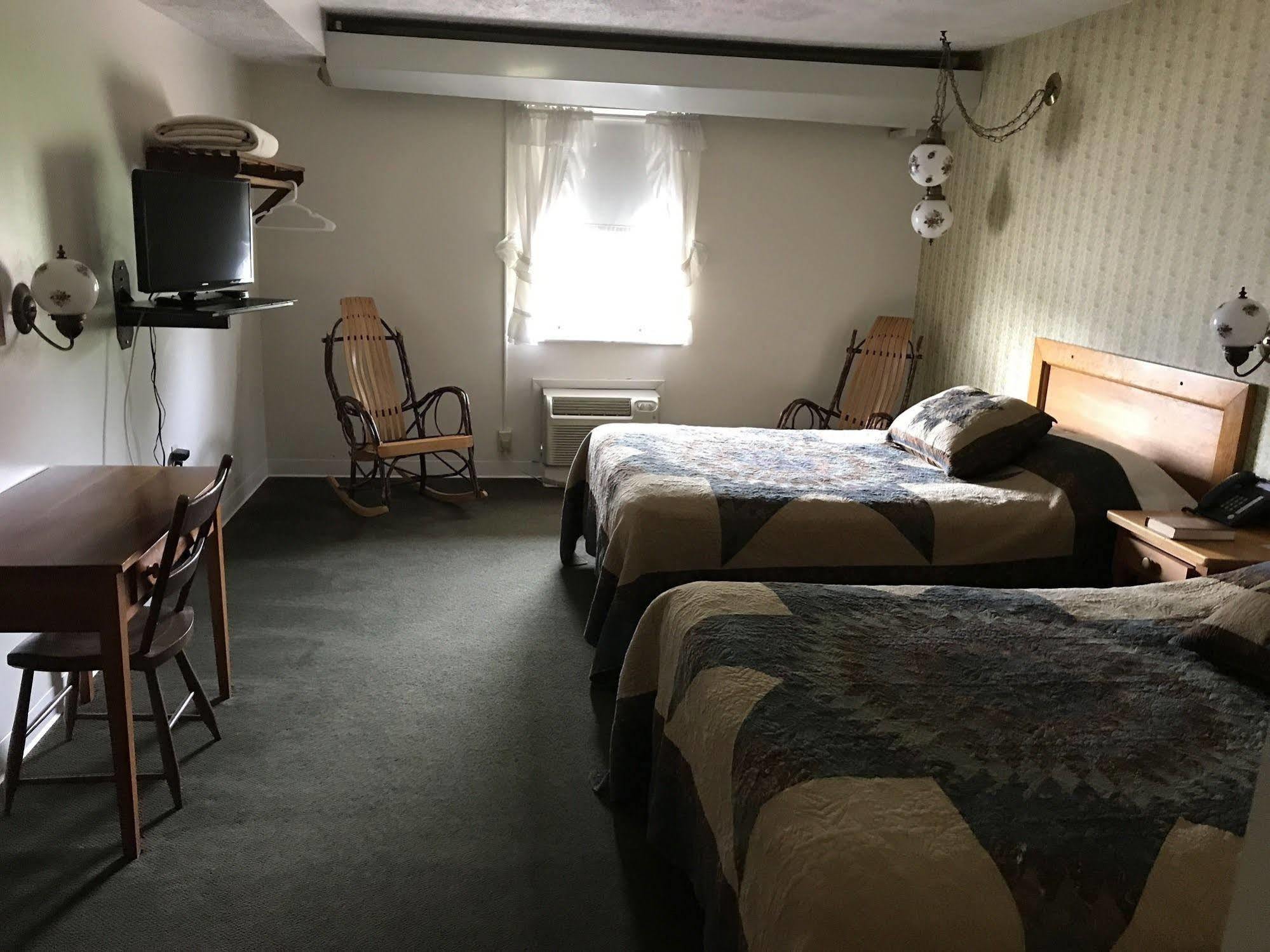 Casselman Inn Grantsville Exteriör bild