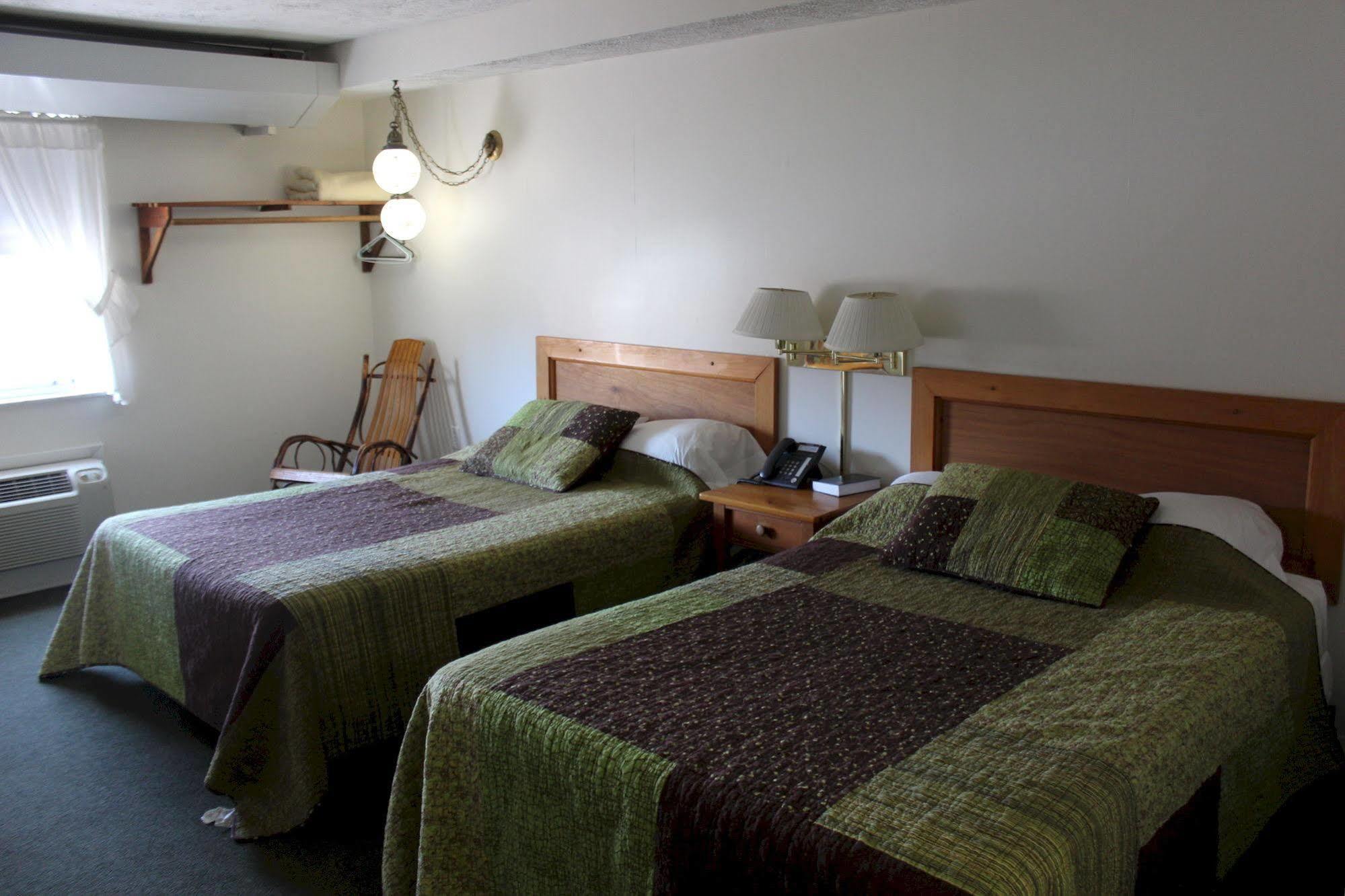 Casselman Inn Grantsville Exteriör bild