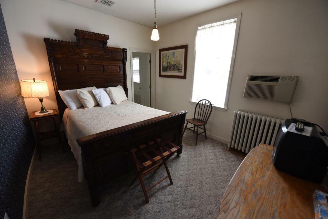 Casselman Inn Grantsville Exteriör bild