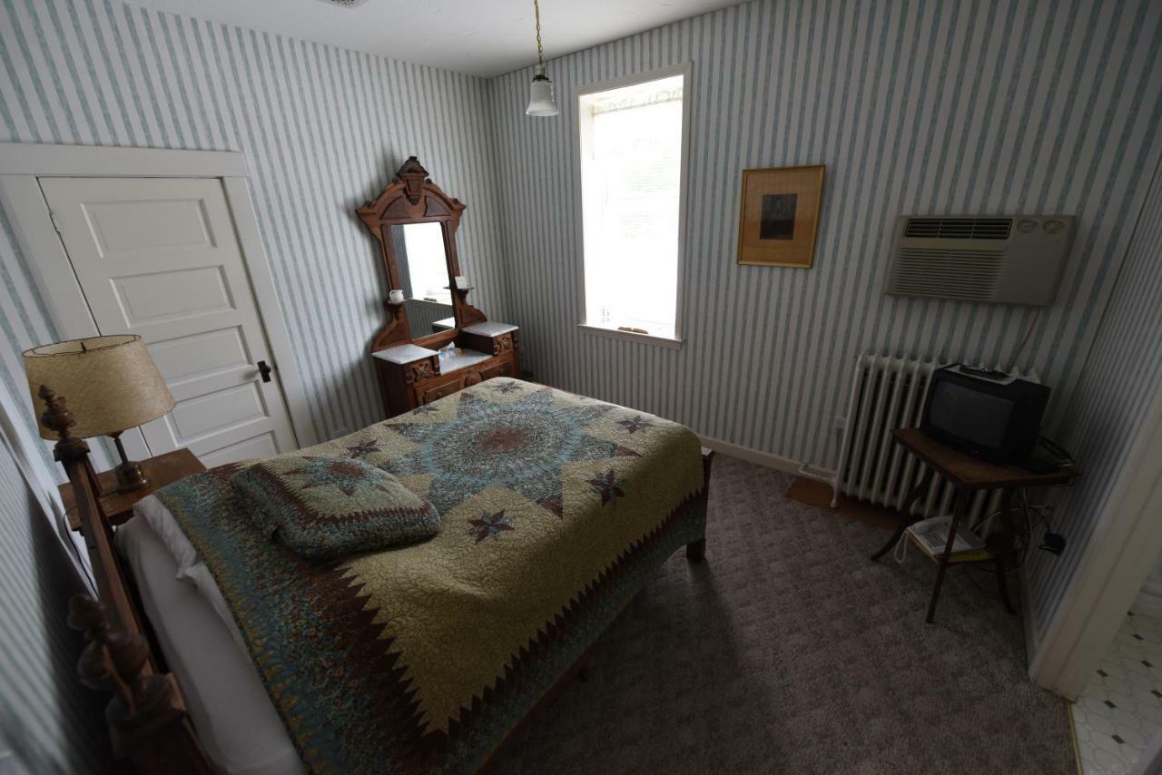 Casselman Inn Grantsville Exteriör bild